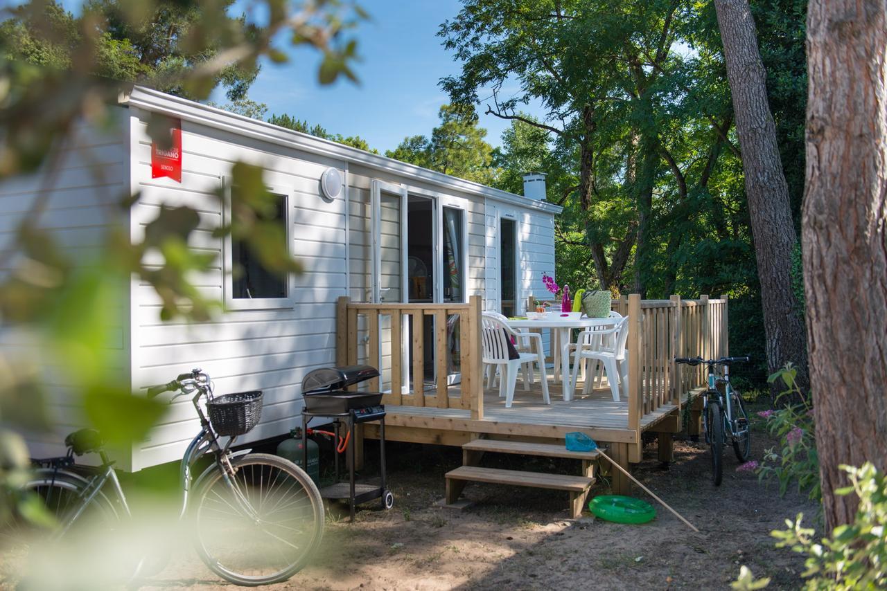 Camping Officiel Siblu Le Montourey Frejus Exterior photo